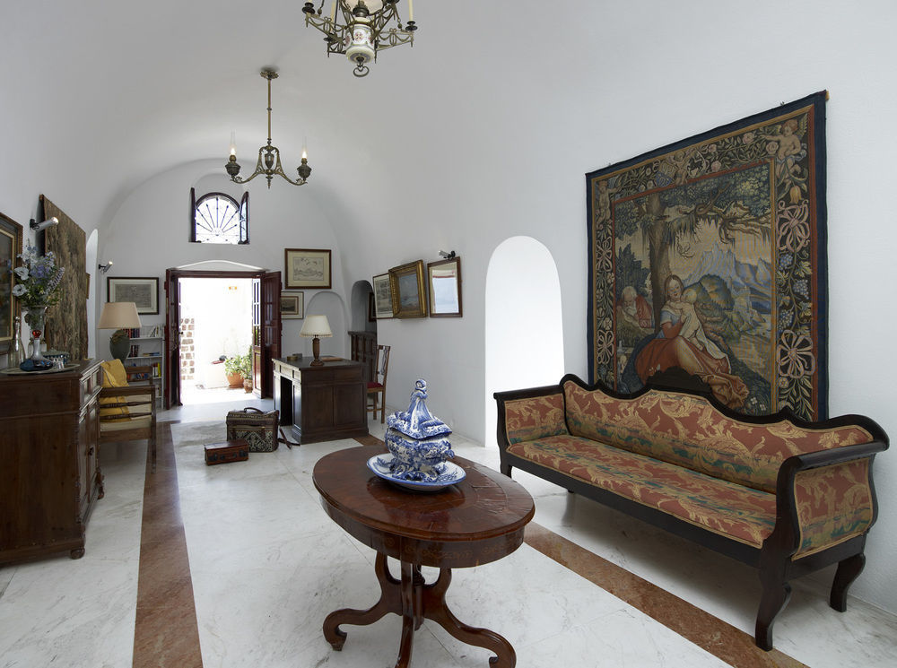 Aigialos Luxury Traditional Settlement Fira  Interior photo